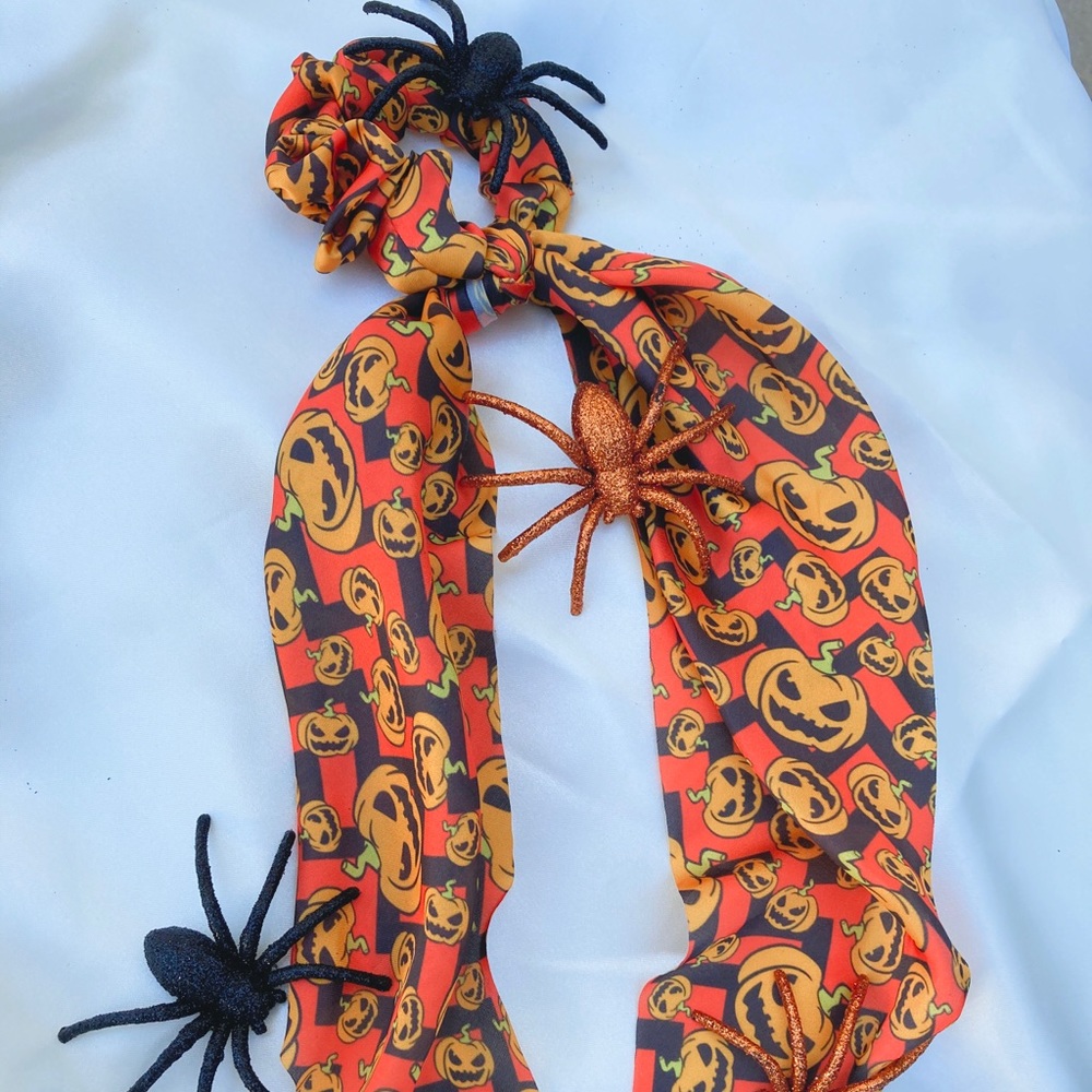 Pumpkin Scarf Scrunchie 😍🎃